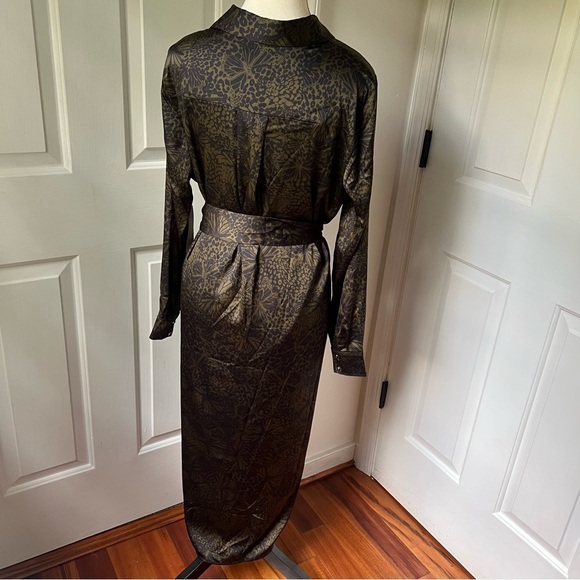 Chico's Womens Mixed Patterns Utility Midi Shirtdress Olive Size 1 M - Picture 4 of 6